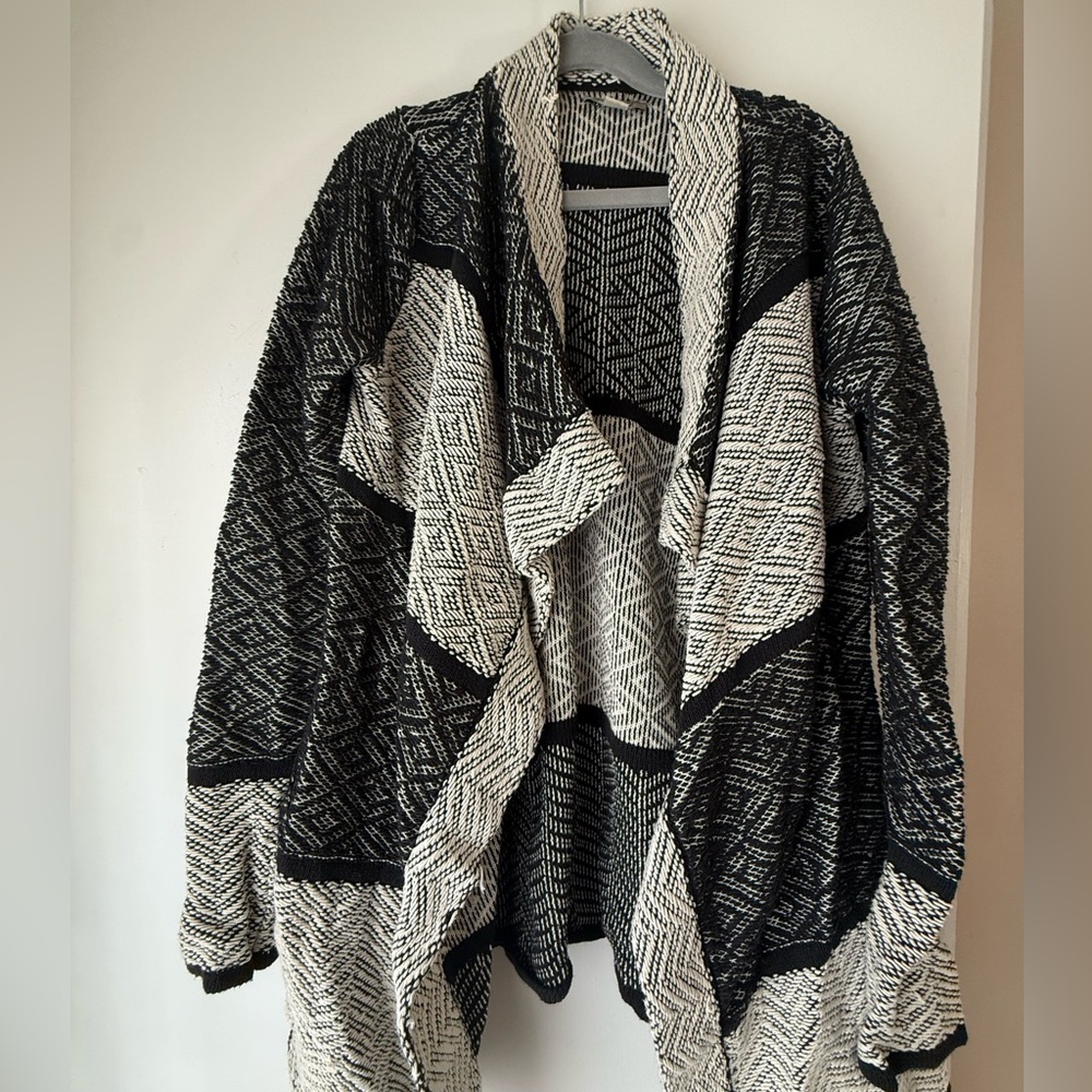 Lucky Brand Black and White Textured Cardigan